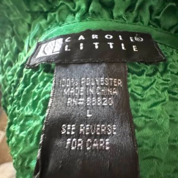 GREEN SWEATER - Picture 4 of 4